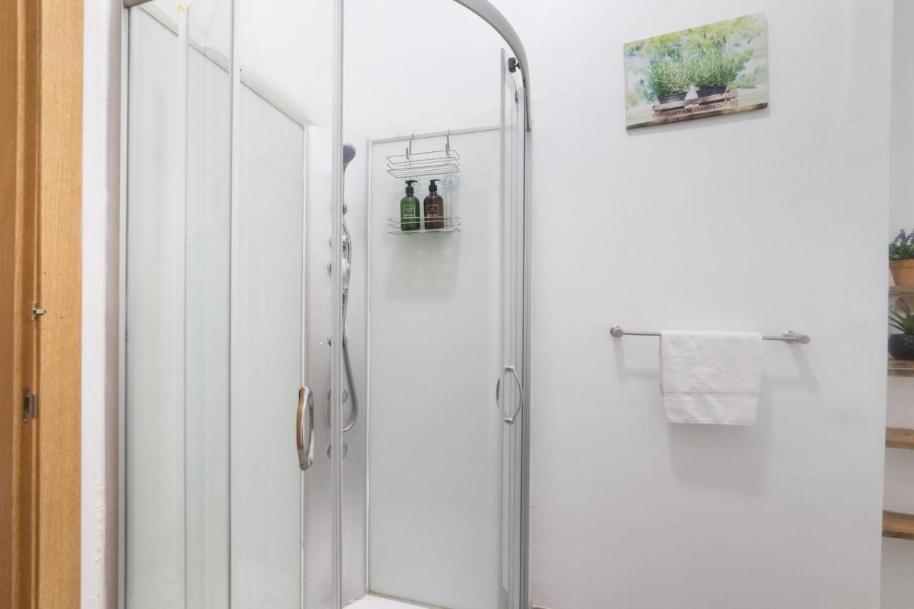 Moonkey - Apartamento Plaza San Antonio Alicante Buitenkant foto
